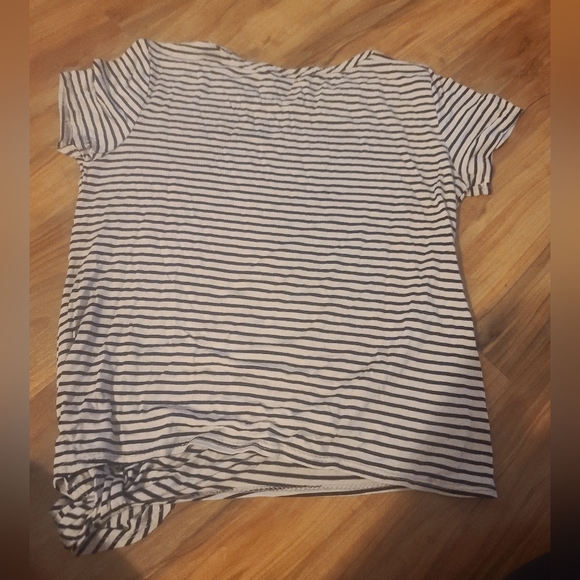 Xs shirt - Picture 2 of 2